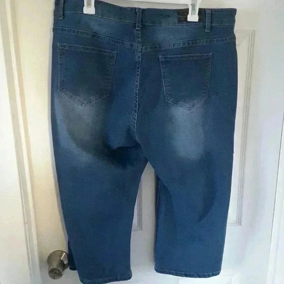 dKin 18W embroiled jeans - Picture 2 of 8